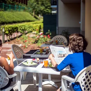 *** Hotel Zenitude Hôtel-résidences L'orée Du Parc Francia