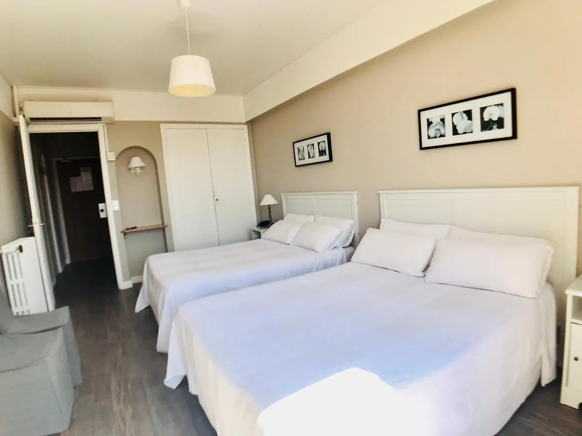 Hotel Provencal Villefranche-sur-Mer 3*,
