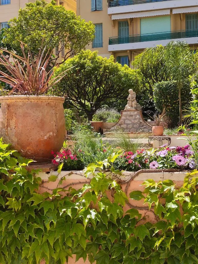 Hotel Provencal Villefranche-sur-Mer